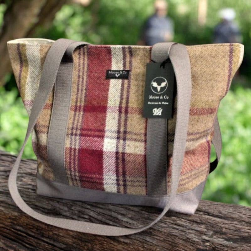 Balmoral Wool Touch Shoulder Bags.