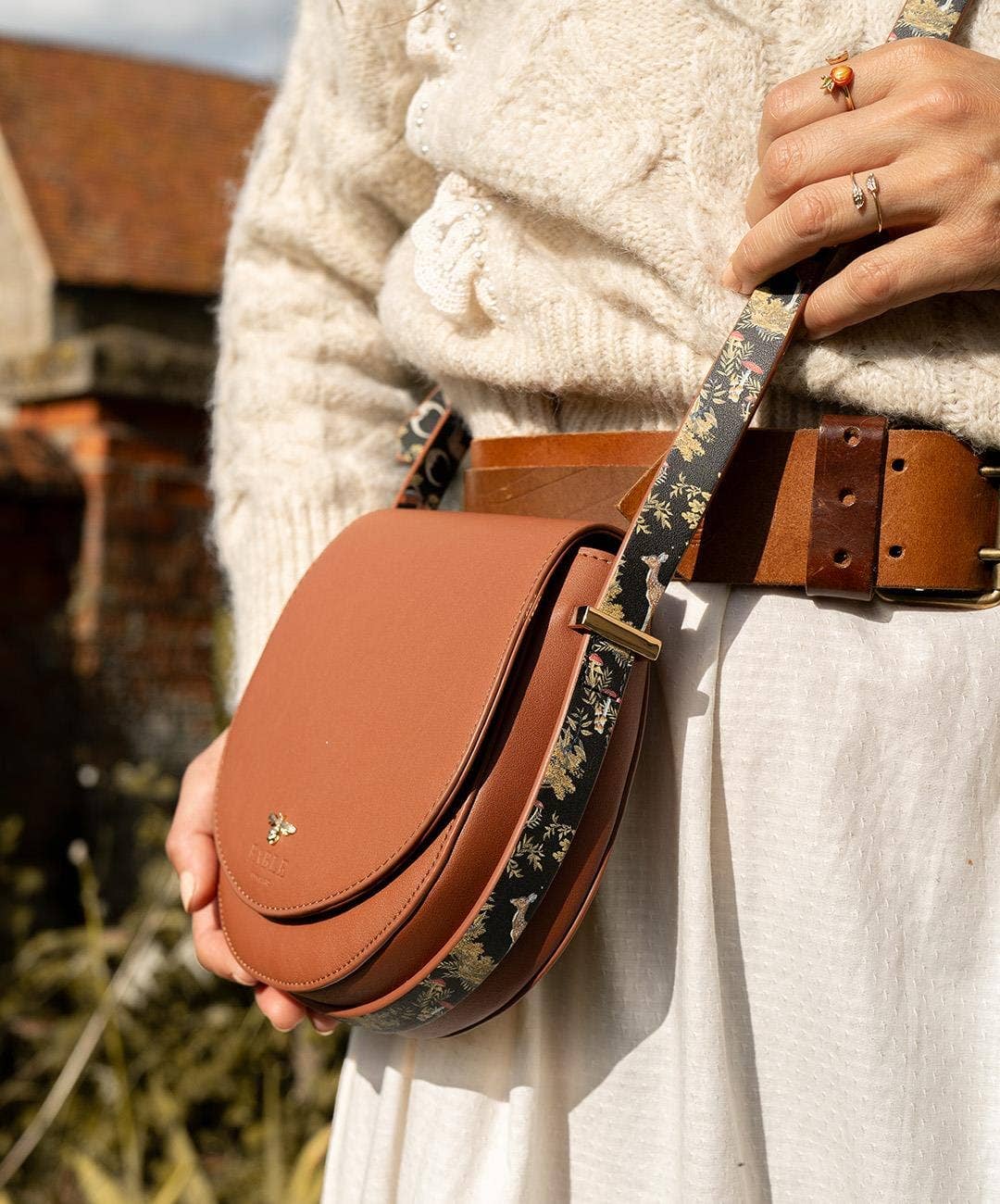 FABLE A Night's Tale Saddle Purse Tan - US Only