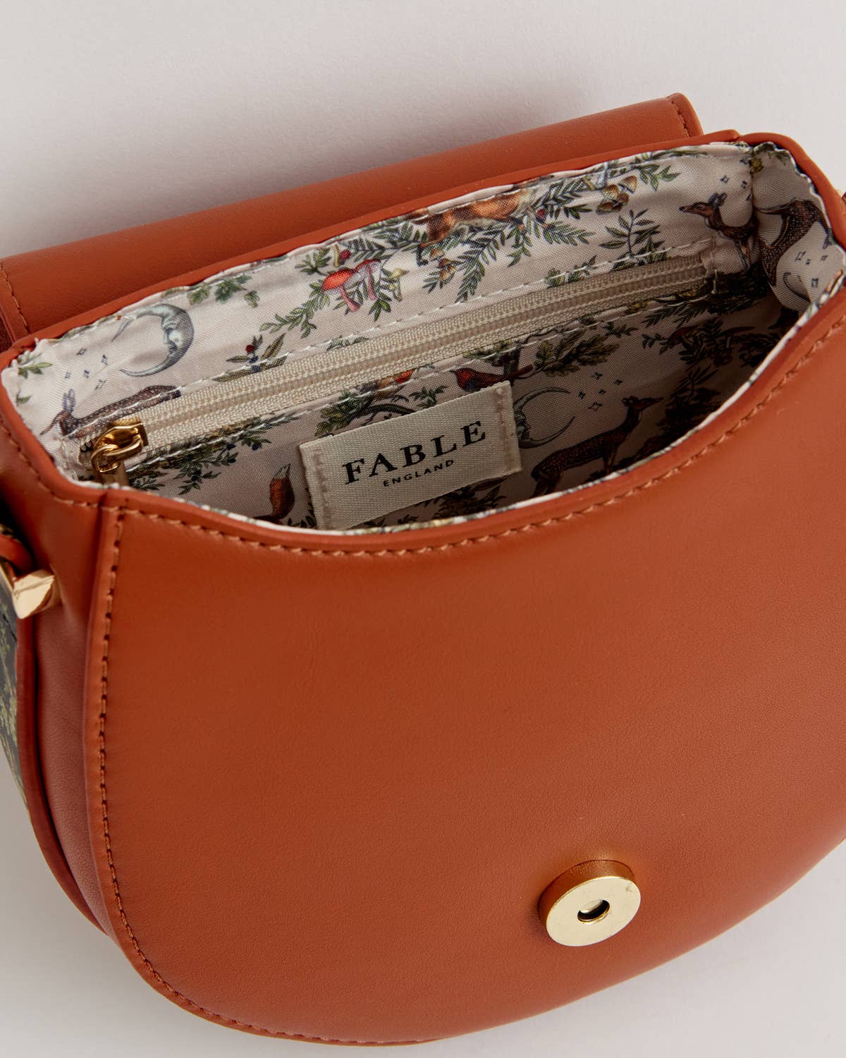 FABLE A Night's Tale Saddle Purse Tan - US Only