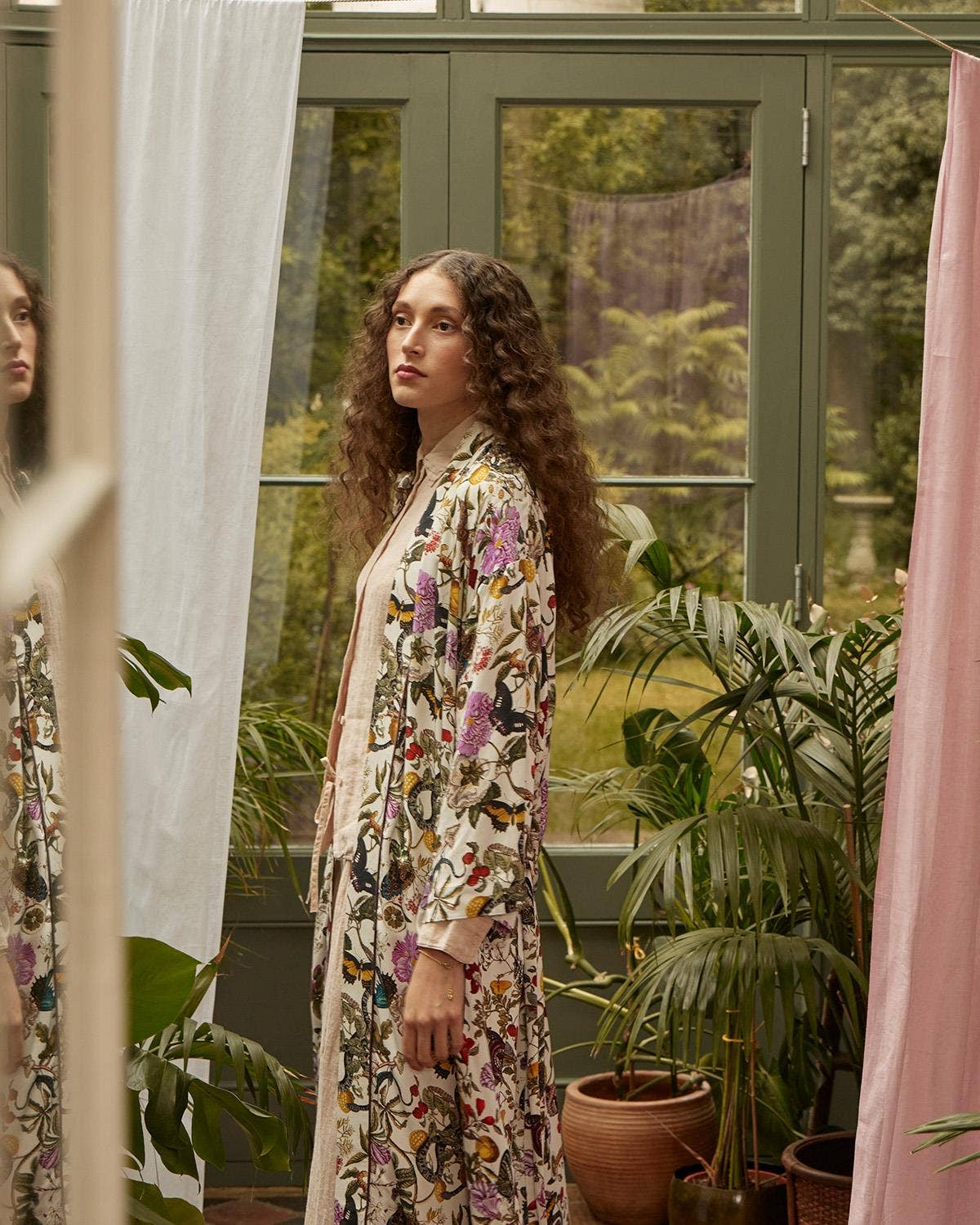 Floral Engravings Kimono - US Only